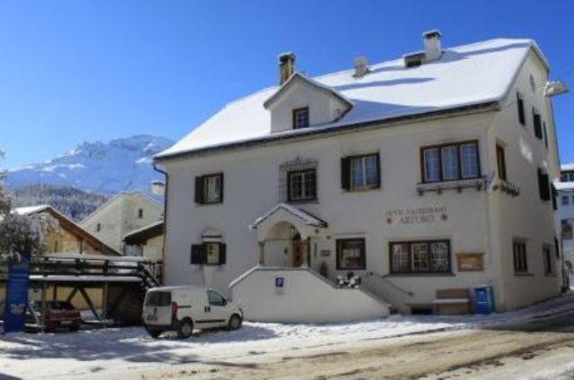 Hotel Arturo Celerina/Schlarigna Luaran gambar
